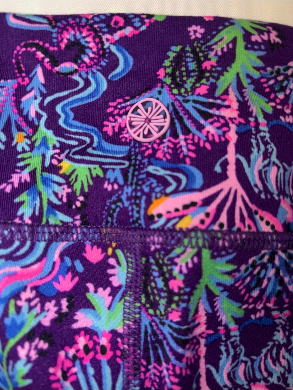 Lilly Pulitzer Luxletic Purple Floral-Print Leggings. NWOT - Picture 6 of 6